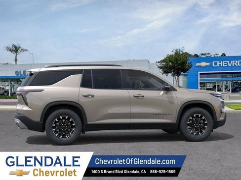 New 2026 Chevrolet Traverse Z71 AWD/4WD image 5
