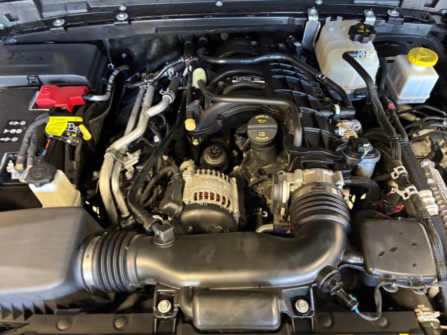 Used 2023 Jeep Gladiator Sport w/ Trailer Tow Package AWD/4WD image 24