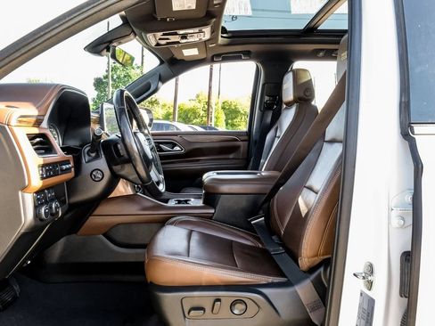 Used 2021 Chevrolet Tahoe High Country AWD/4WD image 34
