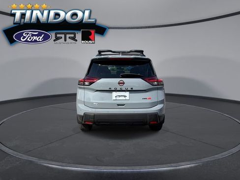 Used 2025 Nissan Rogue SV image 6