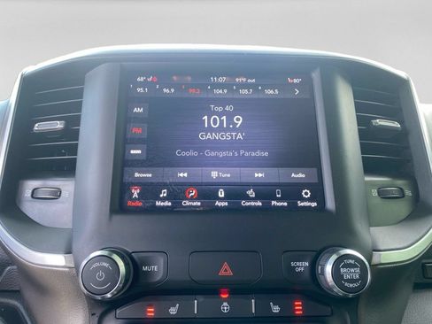 Used 2020 RAM 1500 Big Horn AWD/4WD image 13