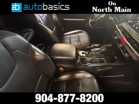 Used 2021 Kia Telluride LX FWD image 11