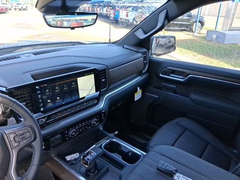 New 2026 Chevrolet Silverado 1500 High Country w/ High Country Premium Package AWD/4WD image 10
