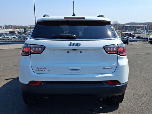 Certified 2023 Jeep Compass Latitude AWD/4WD image 5