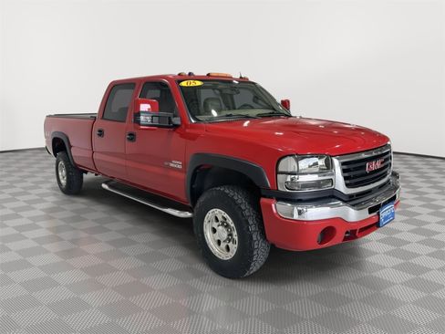 Used 2005 GMC Sierra 3500 SLT w/ Heavy-Duty Power Package AWD/4WD image 7