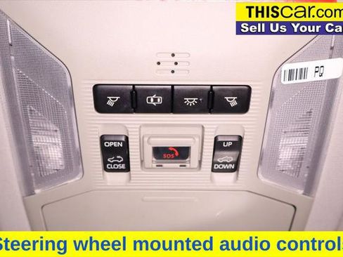 Used 2020 Toyota RAV4 XLE Premium image 16