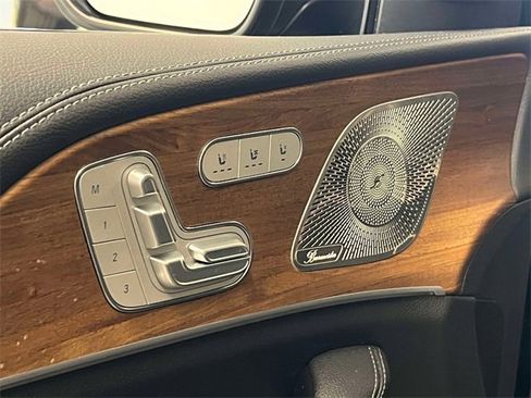 Certified 2023 Mercedes-Benz GLS 450 4MATIC image 17