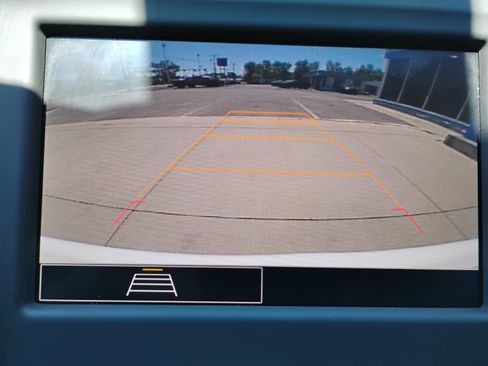 Used 2022 Chevrolet Equinox RS FWD image 14