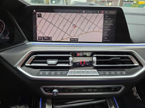 Used 2020 BMW X5 xDrive40i w/ M Sport Package AWD/4WD image 12