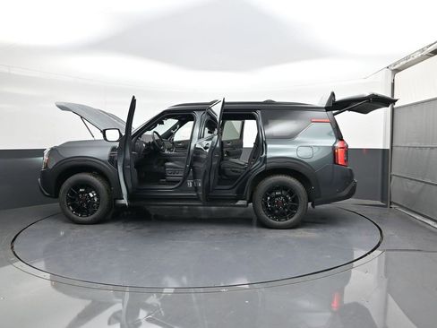 New 2025 Nissan Armada PRO-4X image 33