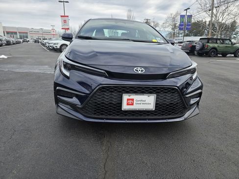 Certified 2023 Toyota Corolla SE w/ SE Premium Package image 9