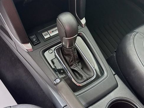 Used 2018 Subaru Forester 2.5i Touring AWD/4WD image 21