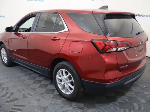 Used 2024 Chevrolet Equinox LT w/ LPO, Floor Liner Package FWD image 10