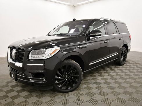 Used 2020 Lincoln Navigator Reserve w/ Equipment Group 208A image 2