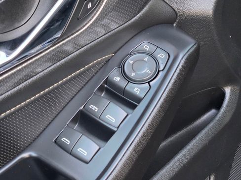 Certified 2022 Chevrolet Traverse Premier w/ Redline Edition image 22