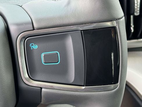 New 2026 Ford Expedition Active AWD/4WD image 25