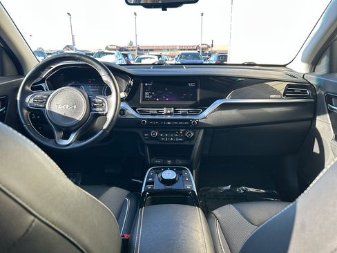 Used 2022 Kia Niro EX w/ Cold Weather Package image 16
