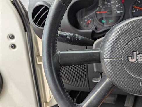 Used 2007 Jeep Wrangler X AWD/4WD image 11