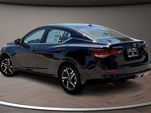 New 2025 Nissan Sentra SV image 3