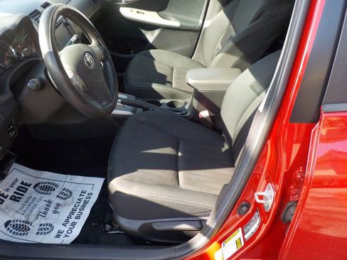 Used 2013 Toyota Corolla S image 10