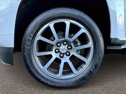 Used 2022 GMC Canyon Denali image 35