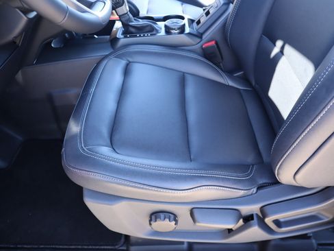 New 2025 Ford Bronco Big Bend w/ Black Diamond Package image 12