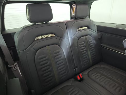 Used 2022 Rivian R1S Launch Edition Quad AWD/4WD image 25