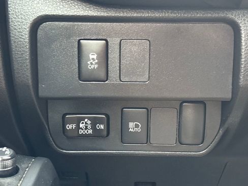 Used 2023 Toyota Tacoma SR image 22