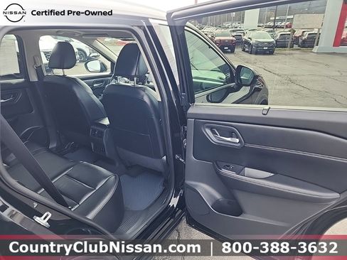 Certified 2024 Nissan Rogue SL w/ SL Premium Package image 31