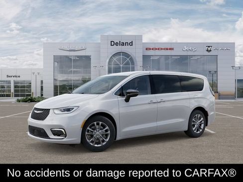 New 2026 Chrysler Pacifica Select FWD image 2