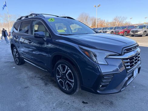 Used 2023 Subaru Ascent Limited image 7