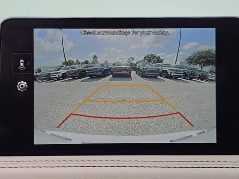 Used 2025 Genesis G70 2.5T RWD image 25