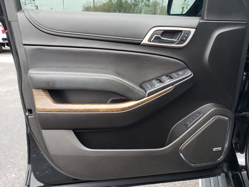 Used 2019 GMC Yukon Denali w/ Denali Ultimate Package image 14