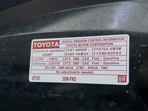 Used 2020 Toyota Highlander Limited w/ Phone Cable & Charge Package image 26