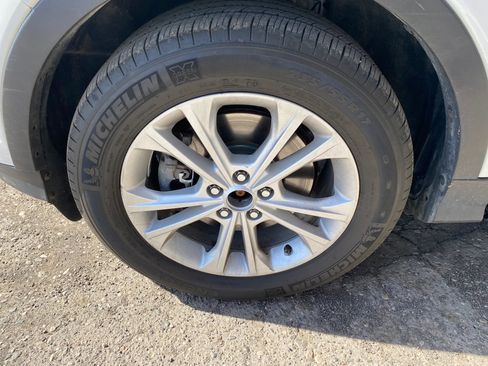 Used 2018 Ford Escape SE w/ SE SYNC Package image 23