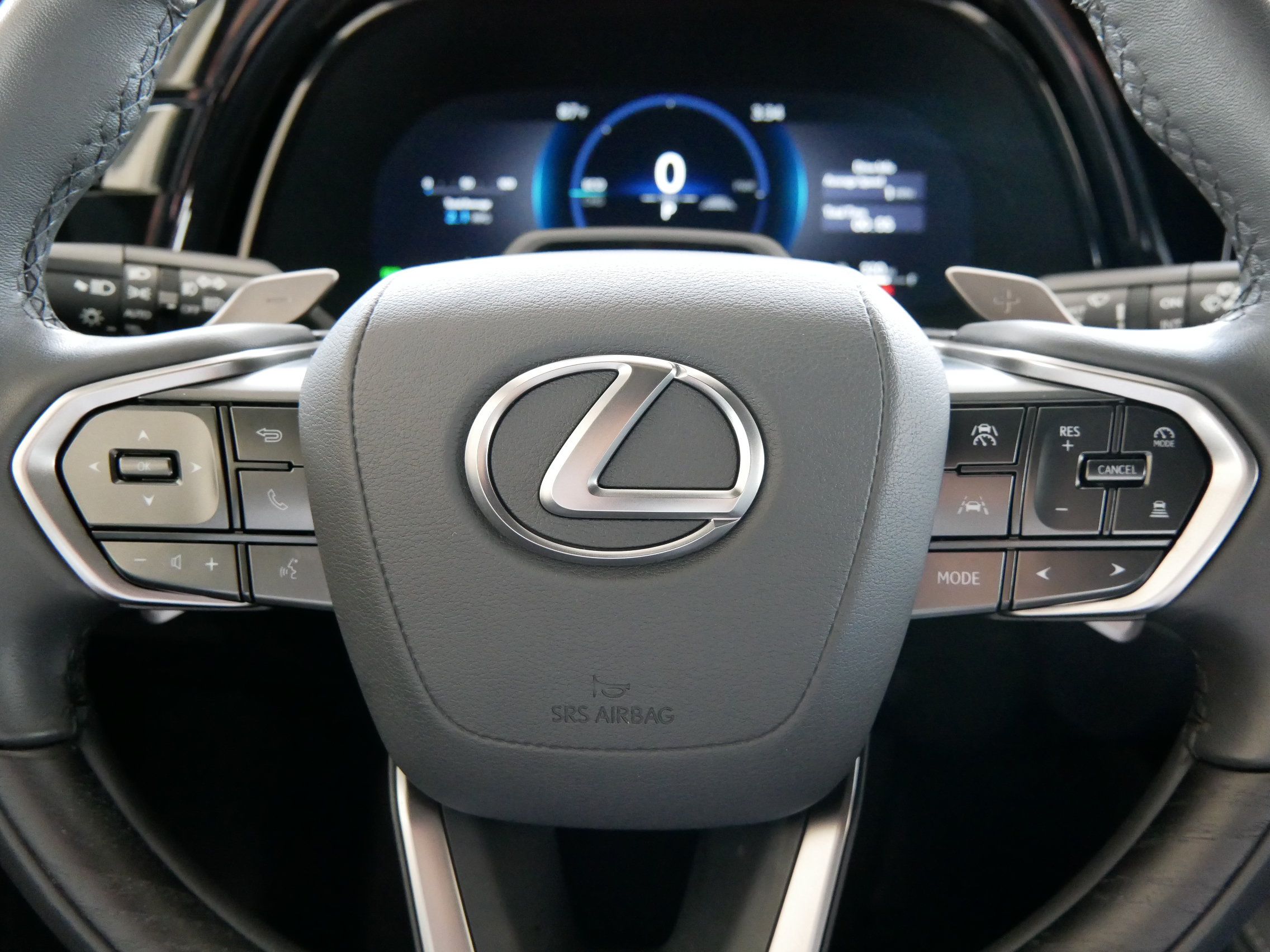 Used 2025 Lexus RX 350h w/ Convenience Package AWD/4WD image 30