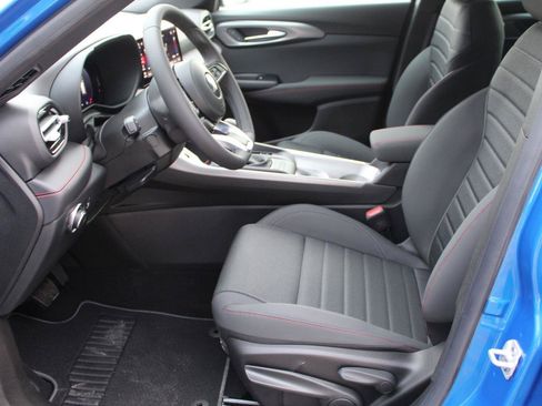 Used 2024 Dodge Hornet GT AWD/4WD image 11