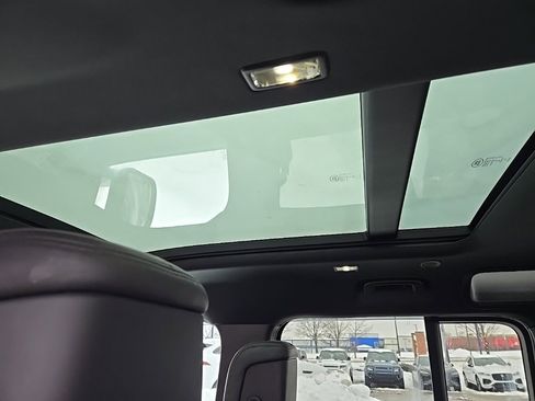 Used 2022 Land Rover Defender 110 XS Edition image 15