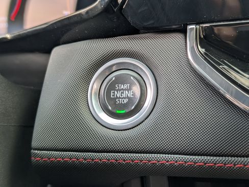 Used 2023 Chevrolet Colorado LT image 32