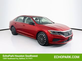 Used 2022 Volkswagen Passat 2.0T video 1