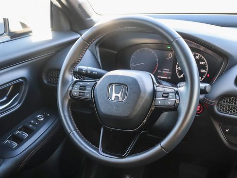 Used 2024 Honda HR-V Sport image 16