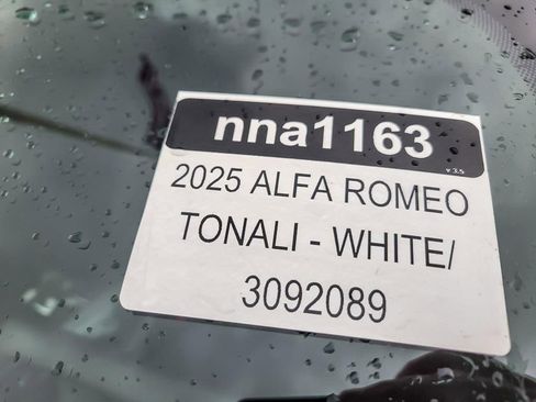 New 2025 Alfa Romeo Tonale image 25