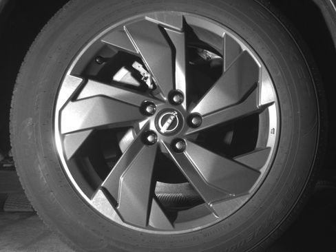 Used 2025 Nissan Rogue SV image 15