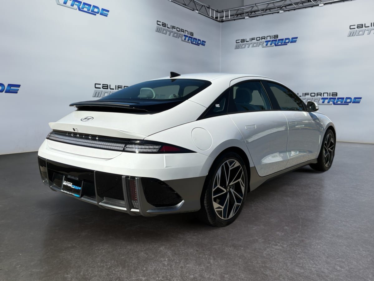 Used 2023 Hyundai Ioniq 6 SEL RWD image 5