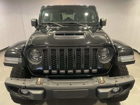 Used 2023 Jeep Wrangler Unlimited Rubicon 392 AWD/4WD image 2
