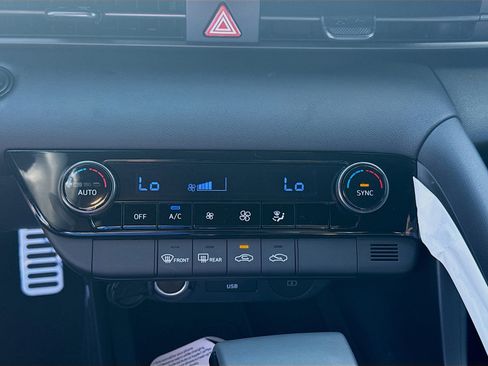 New 2026 Hyundai Elantra Sport image 12