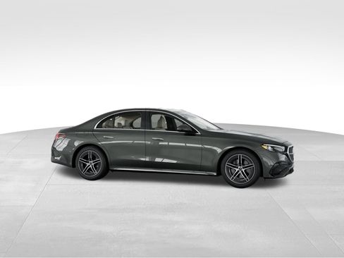 New 2026 Mercedes-Benz E 350 4MATIC Sedan image 16
