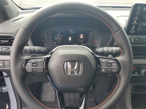 New 2026 Honda Pilot Sport image 17