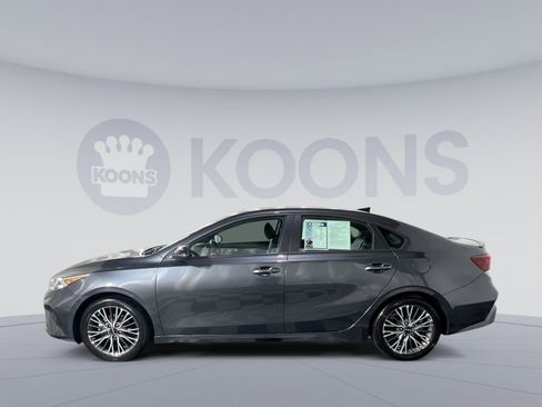 Used 2023 Kia Forte GT-Line image 2