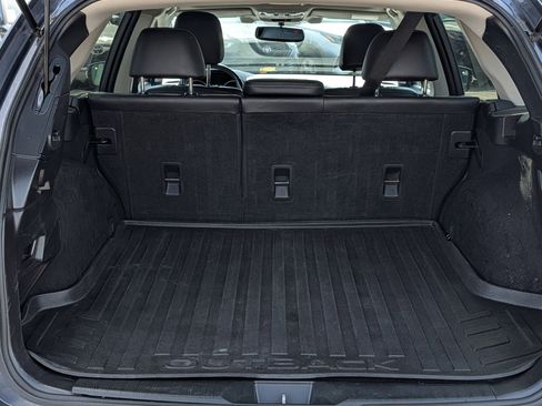 Used 2016 Subaru Outback 2.5i Limited image 18